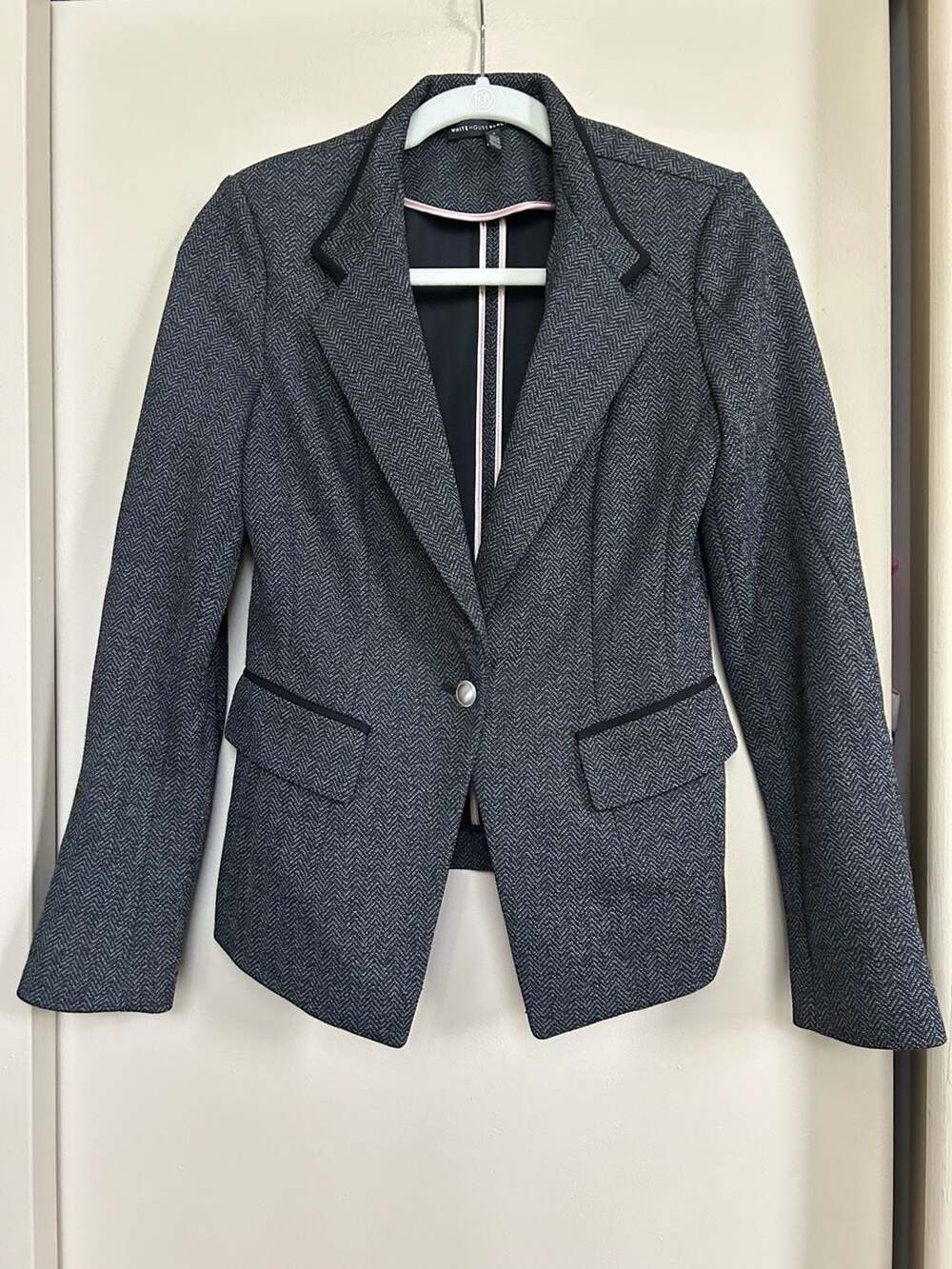 White House Black Market Gray Herringbone Tweed Single Button Blazer Size 2